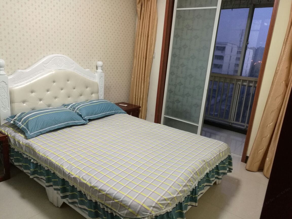 豪华大床房
