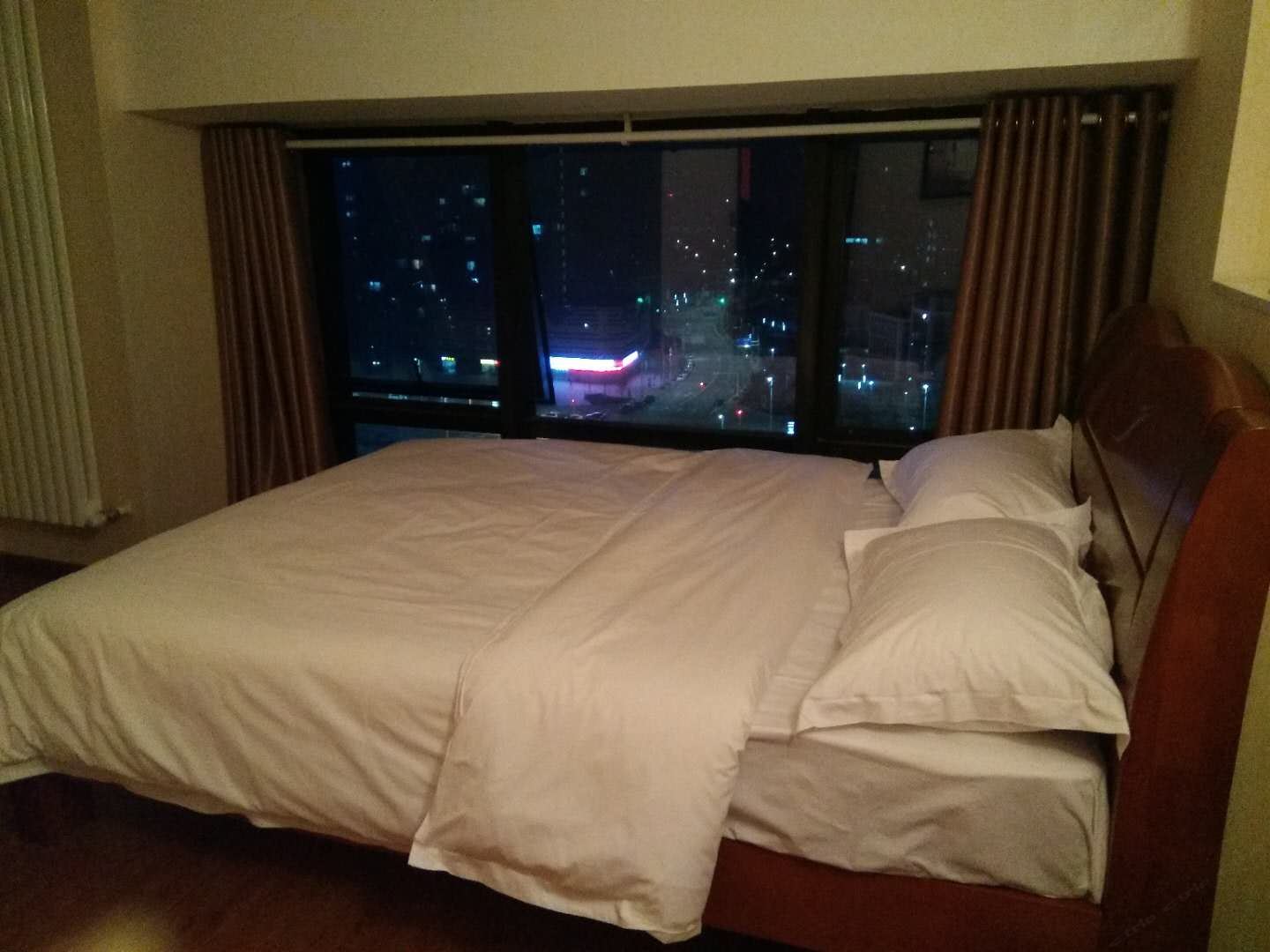 精品单间(公共卫浴)