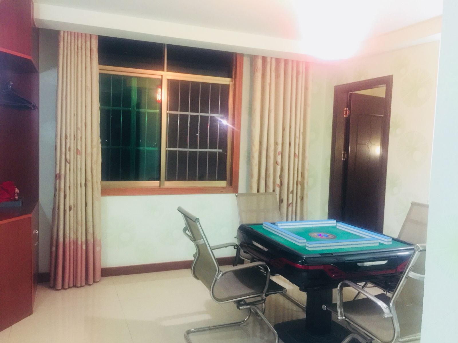 豪华棋牌套房