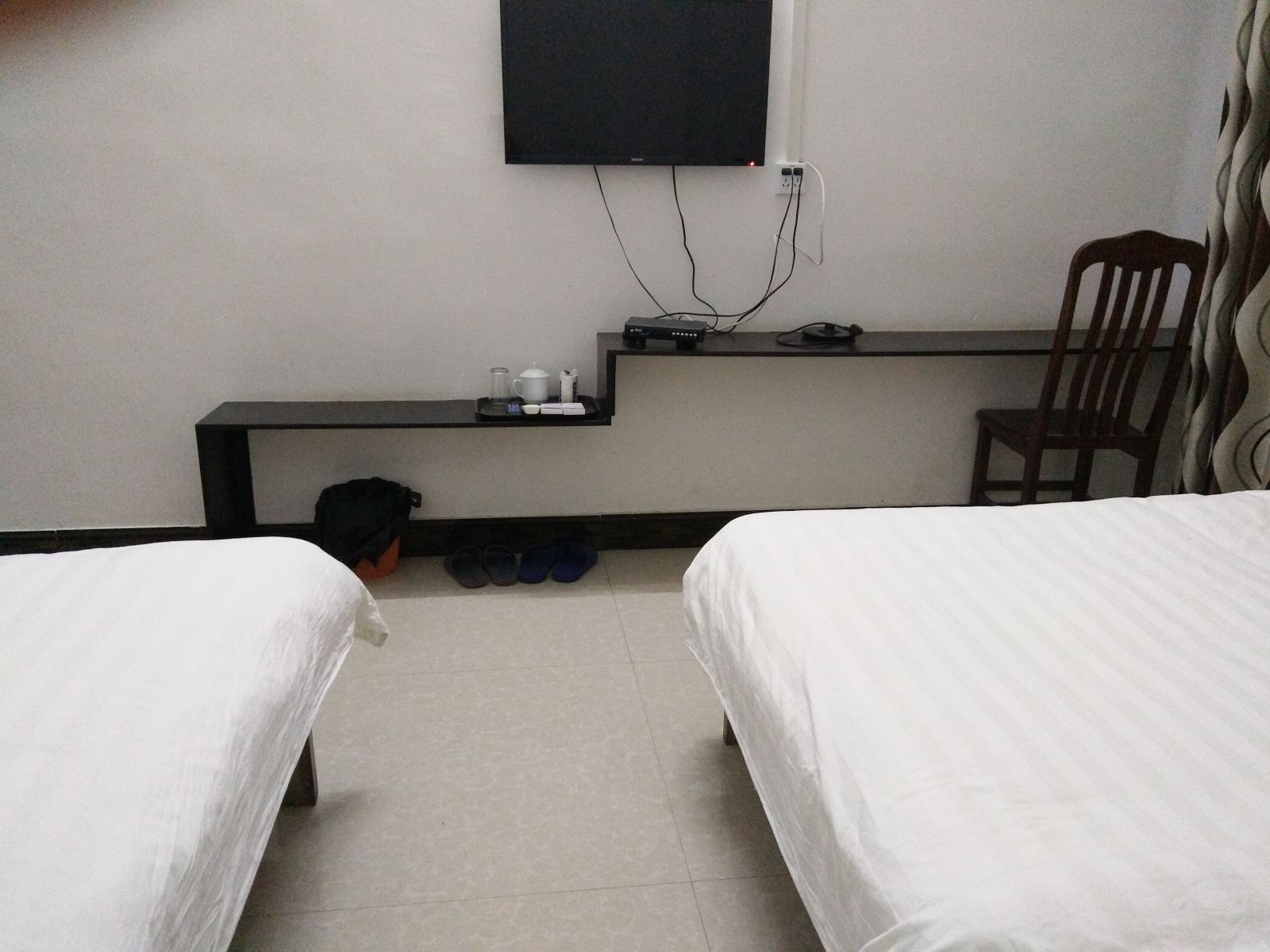 舒适双床房