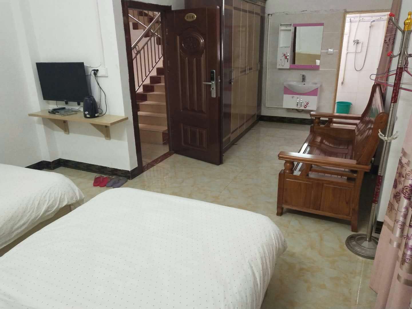 标准双床房
