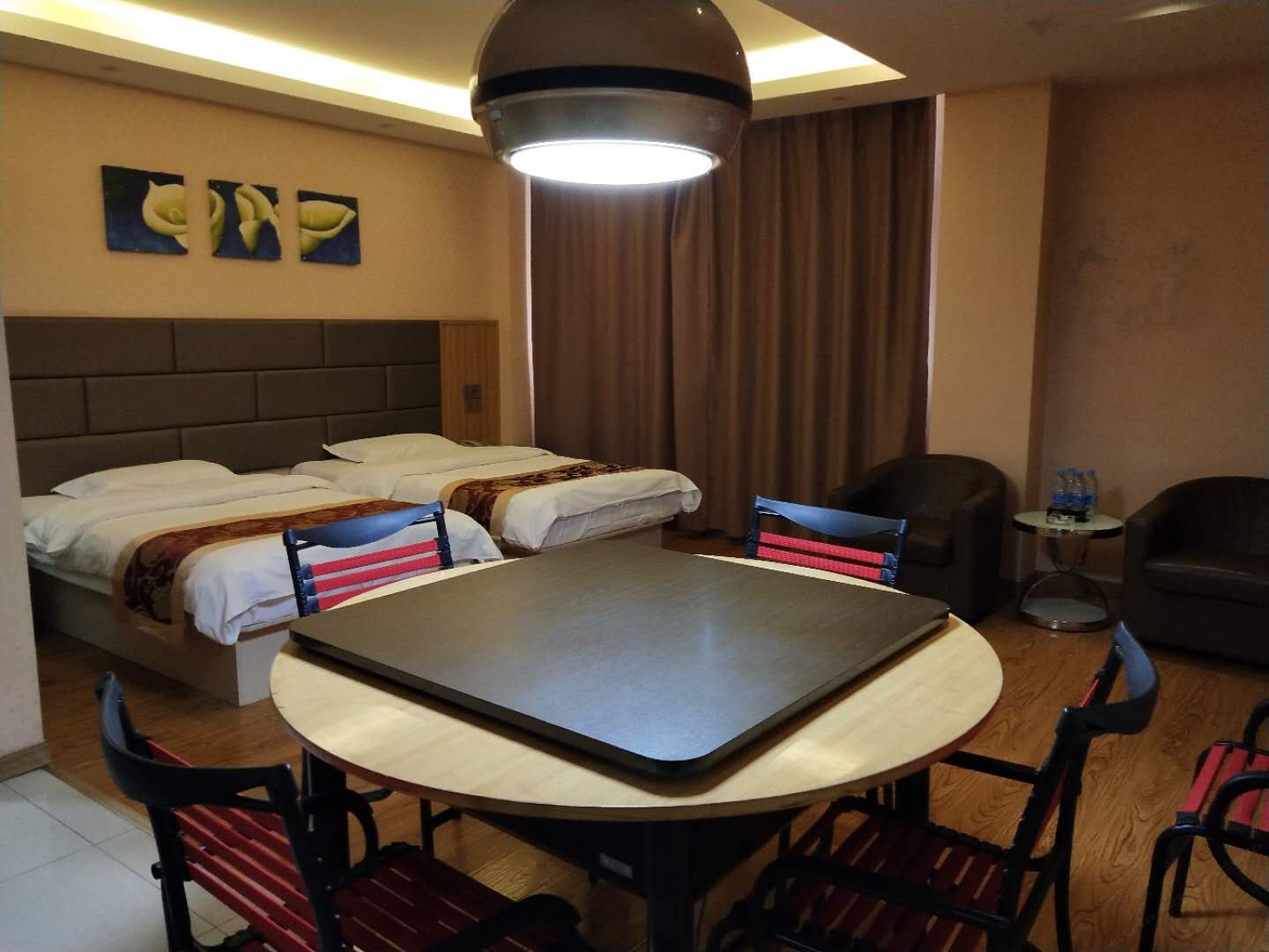 豪华棋牌房