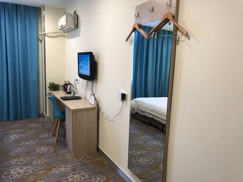 豪华大床房