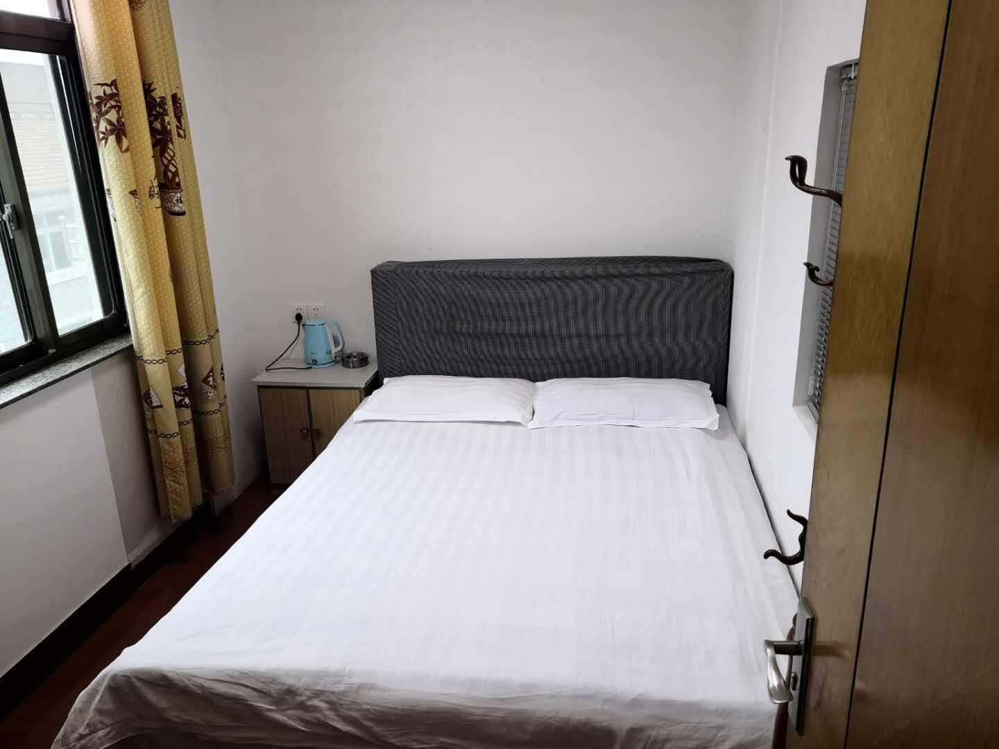 普通双人间