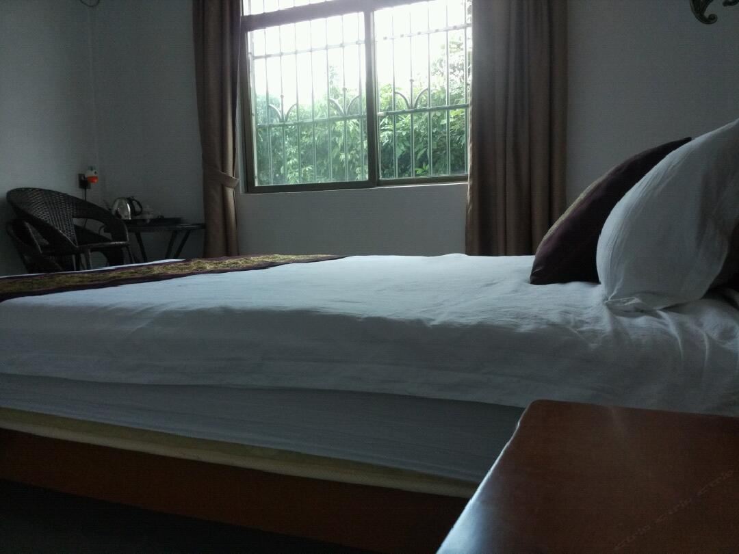 两房一厅