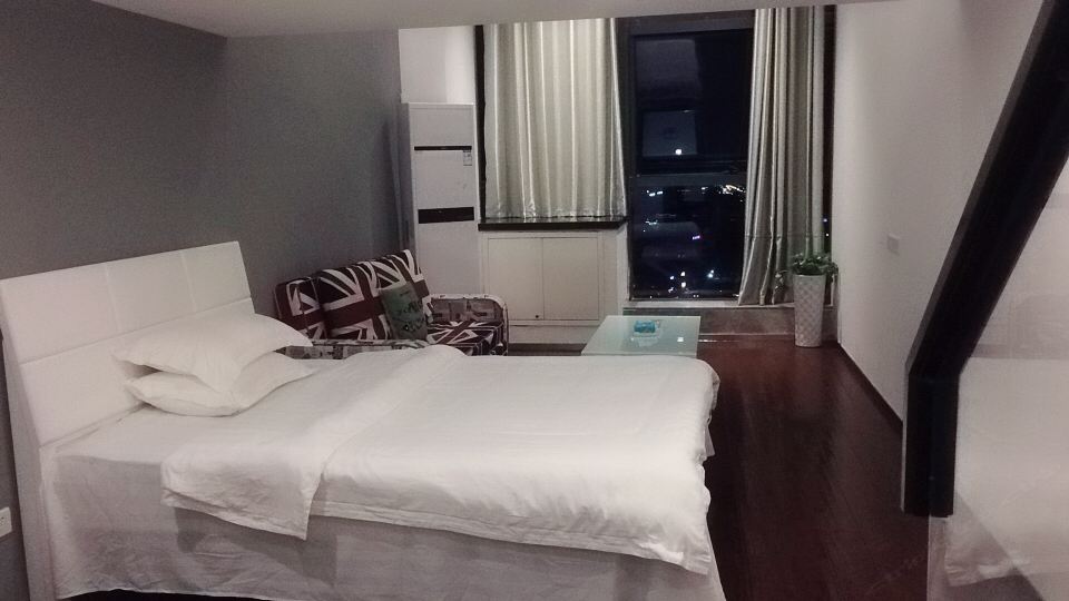 复式豪华双床房