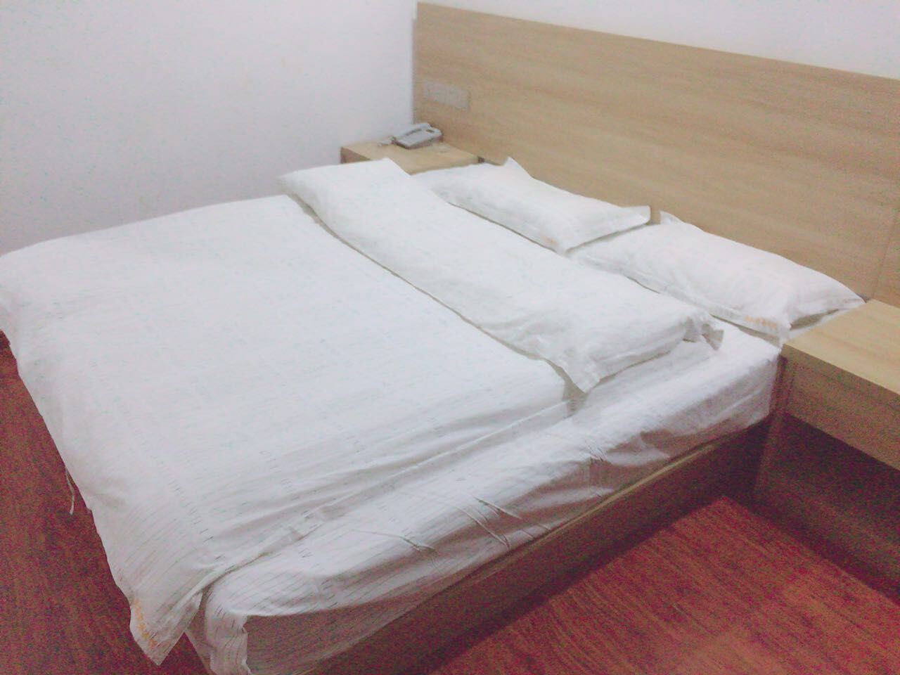 普通单间