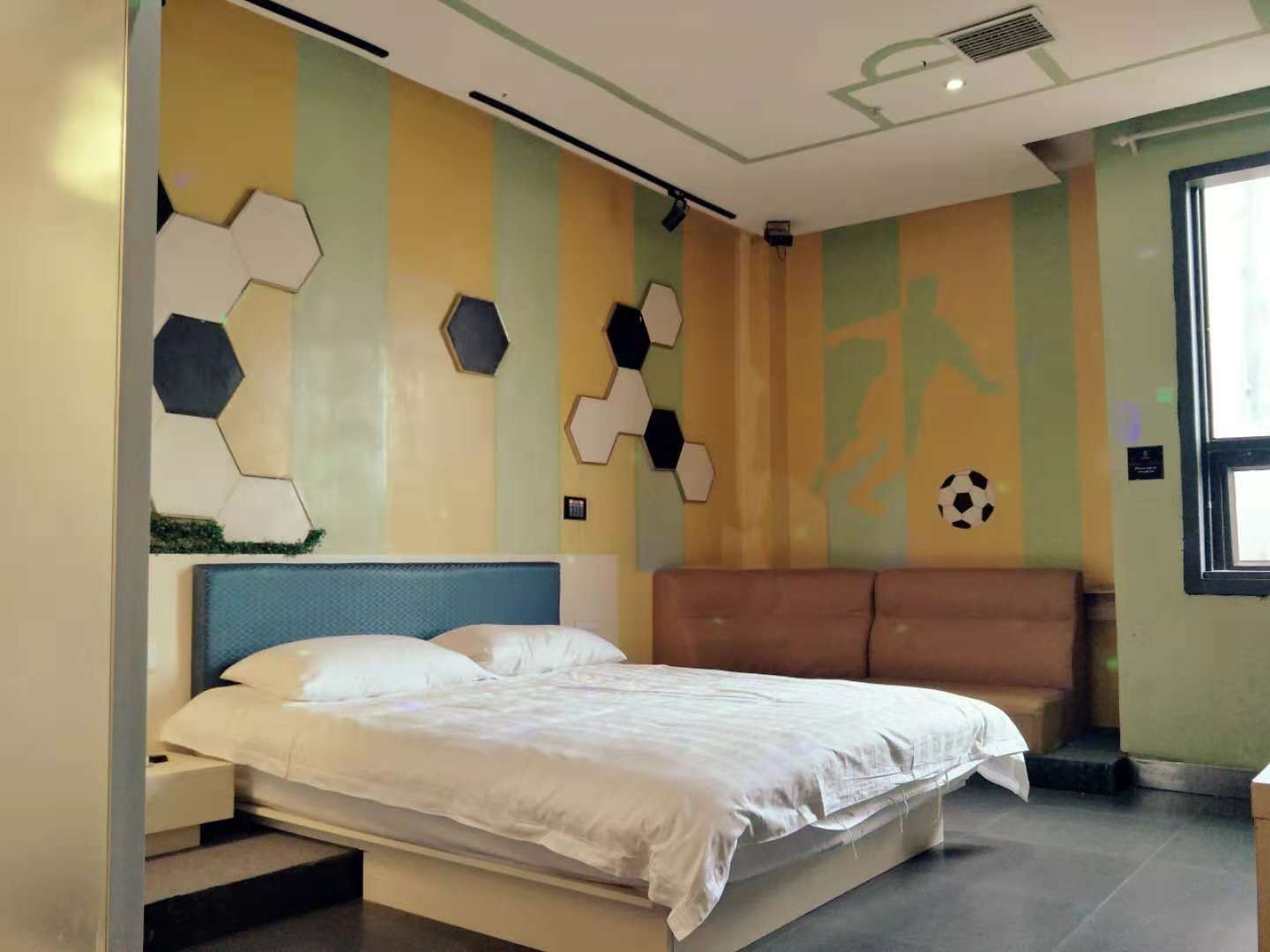 经典大床房