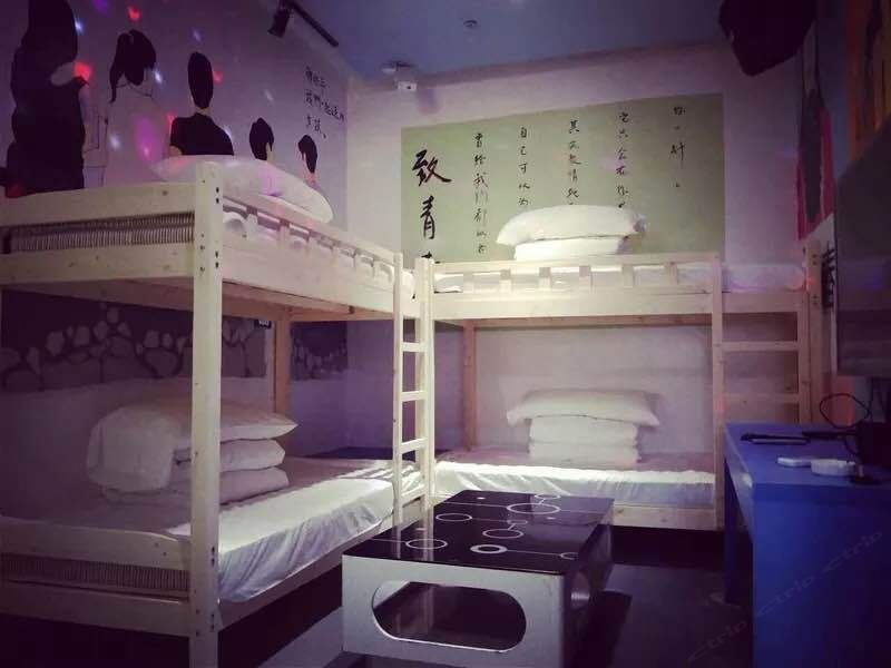 致青春(床位)(无窗)