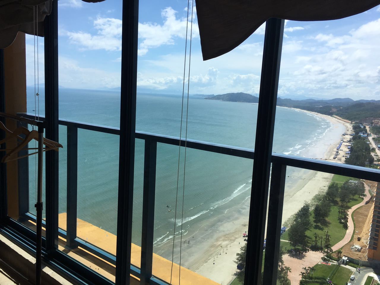 侧海景两房一厅