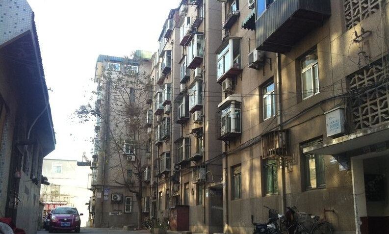 8090女生公寓(济南泉城广场趵突泉店)