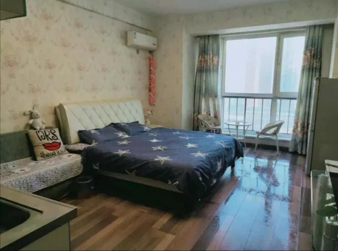 高级大床房