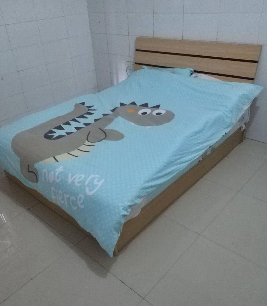经济大床房