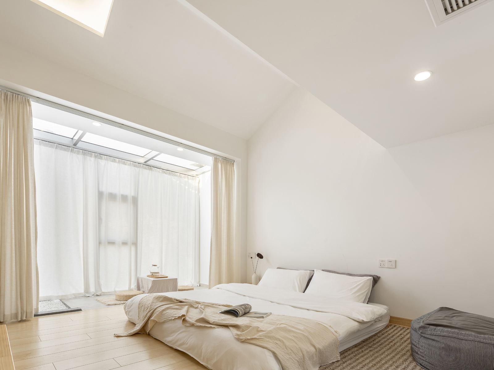 复式LOFT家庭房