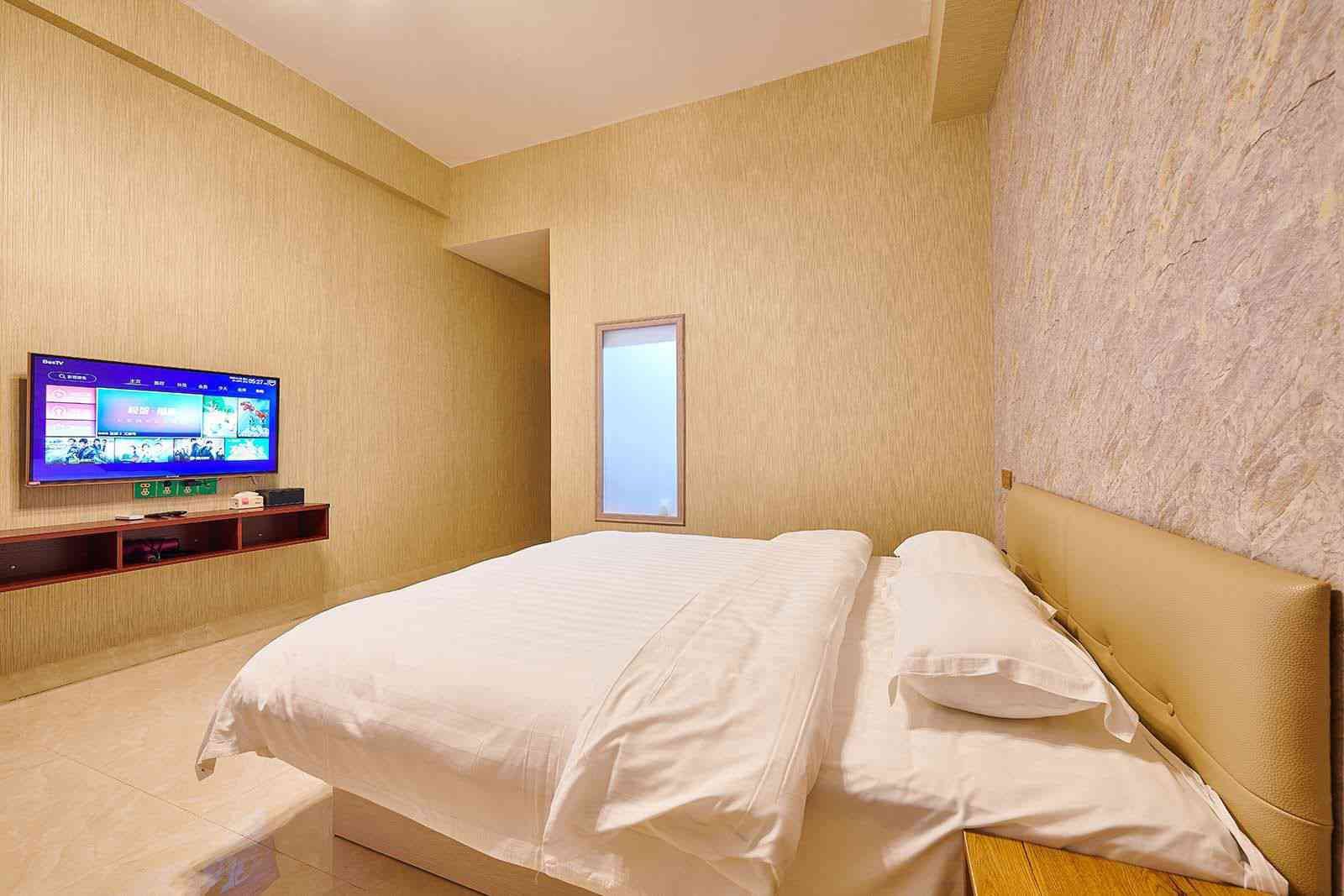 豪华大床房