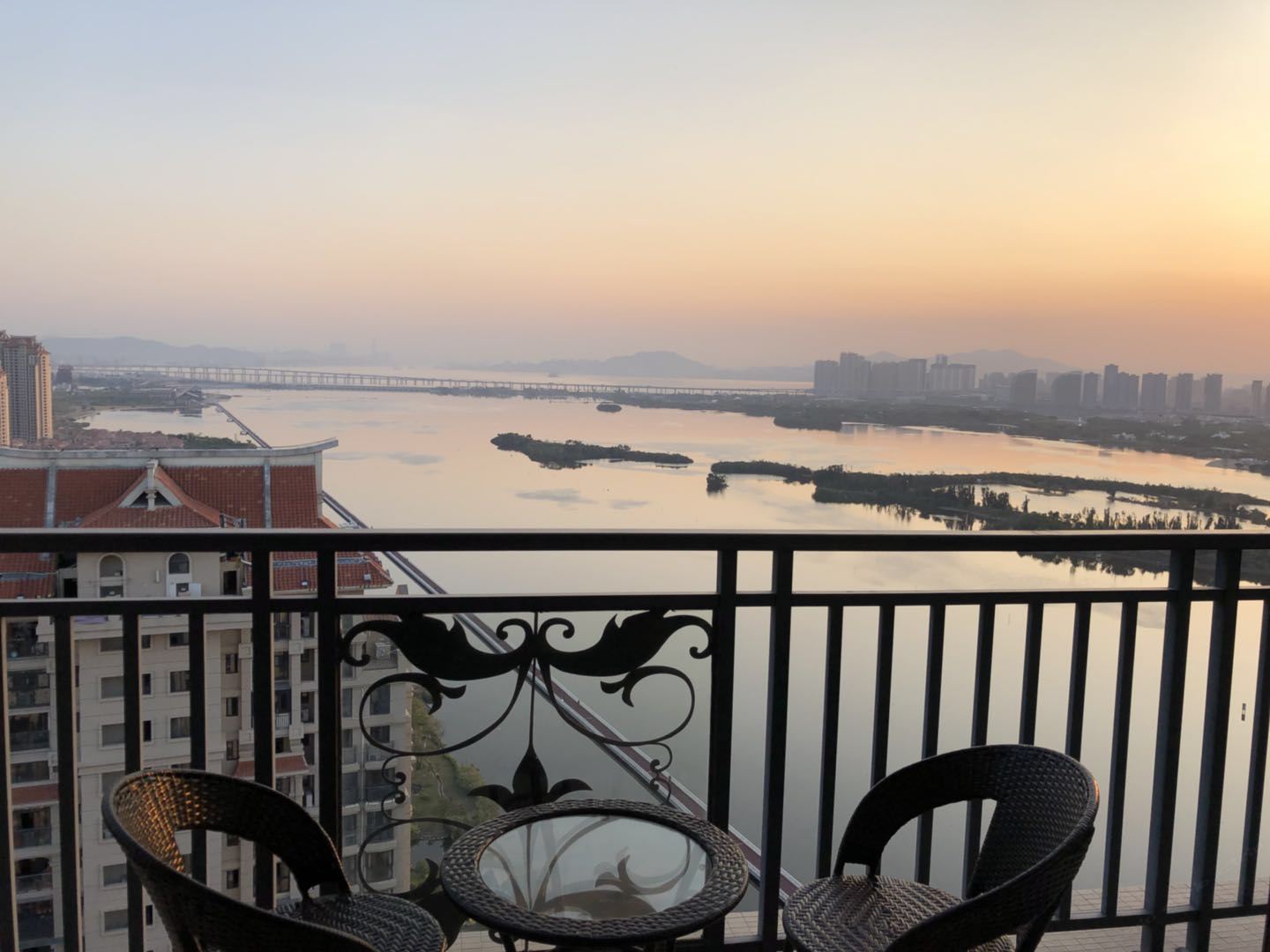 180度大海景套房