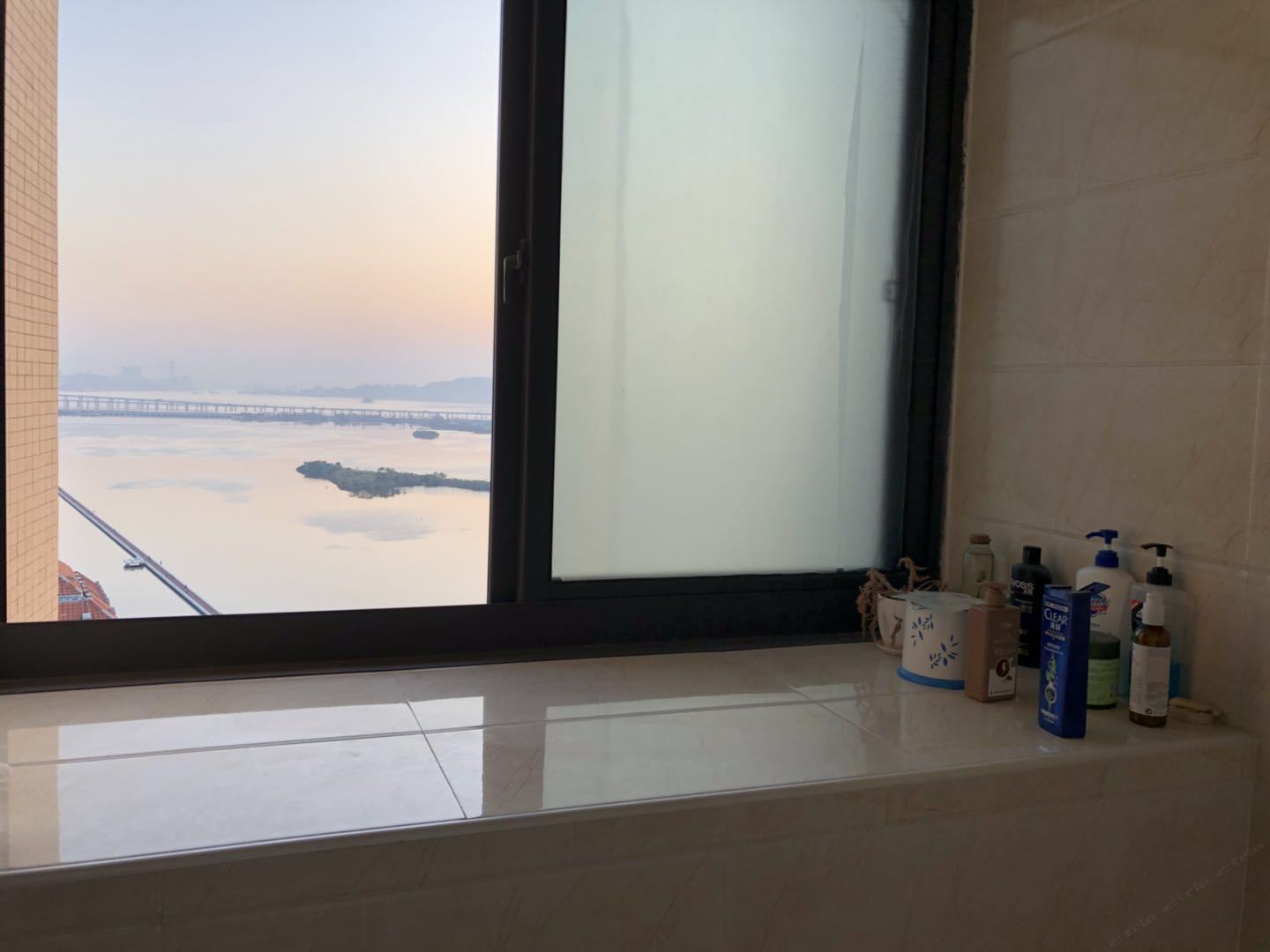 180度大海景套房