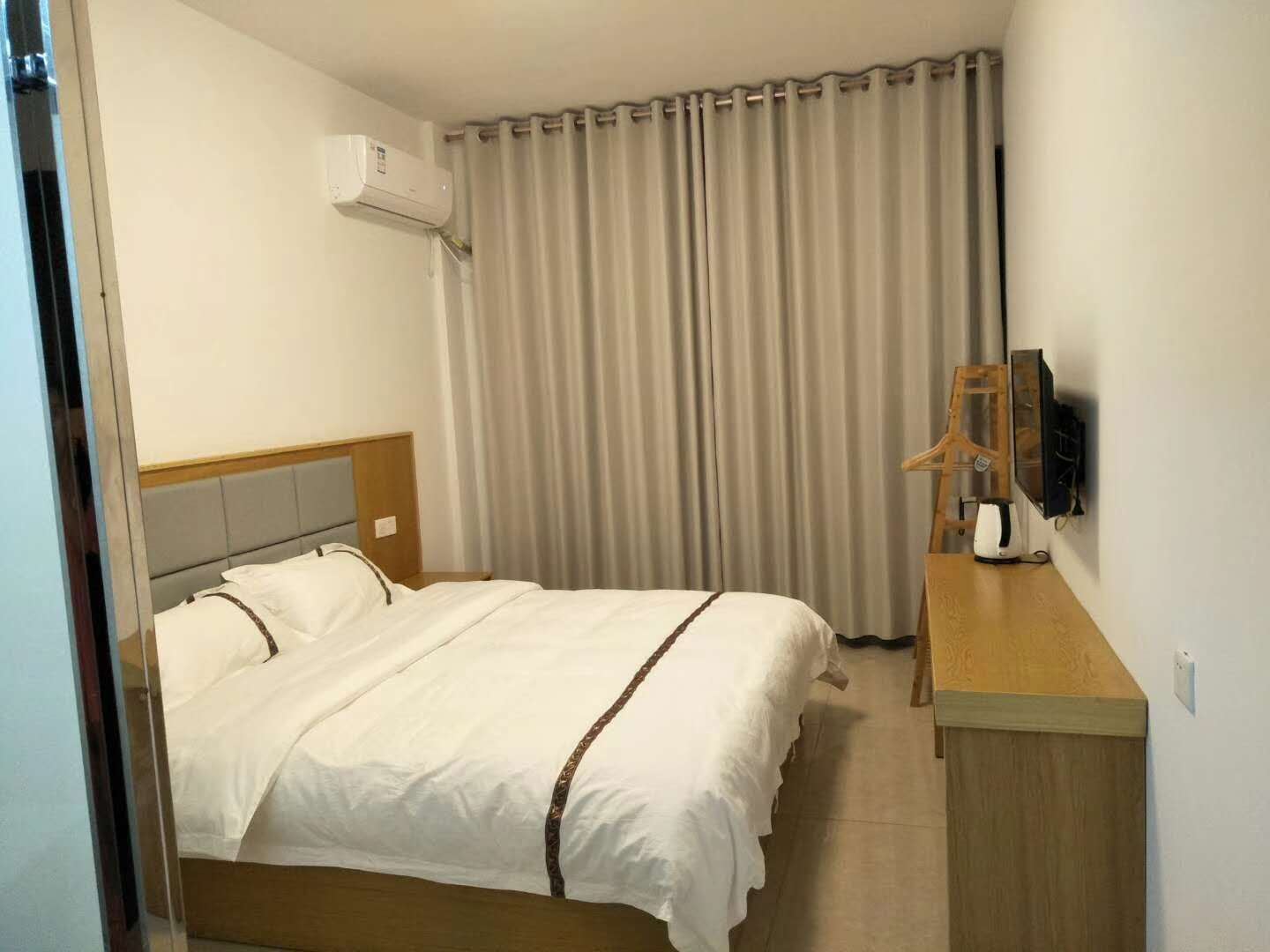 豪华大床房
