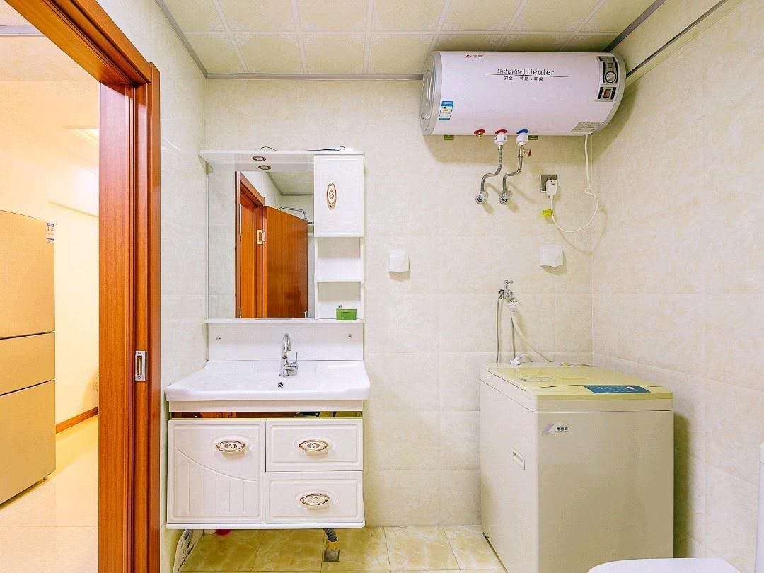 舒适大床房