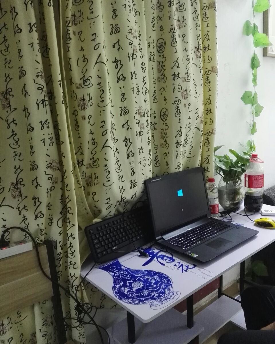 女生多人房(床位)(公共卫浴)