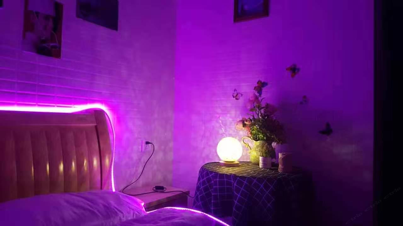 标准豪华大床房