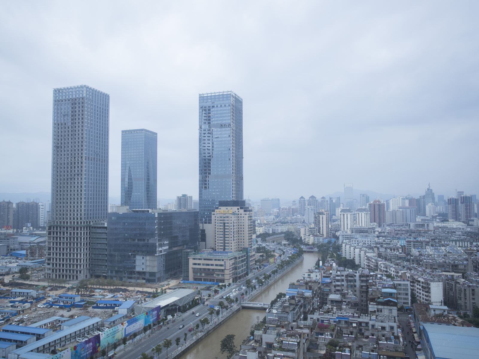 相逢浪漫情侣大床房
