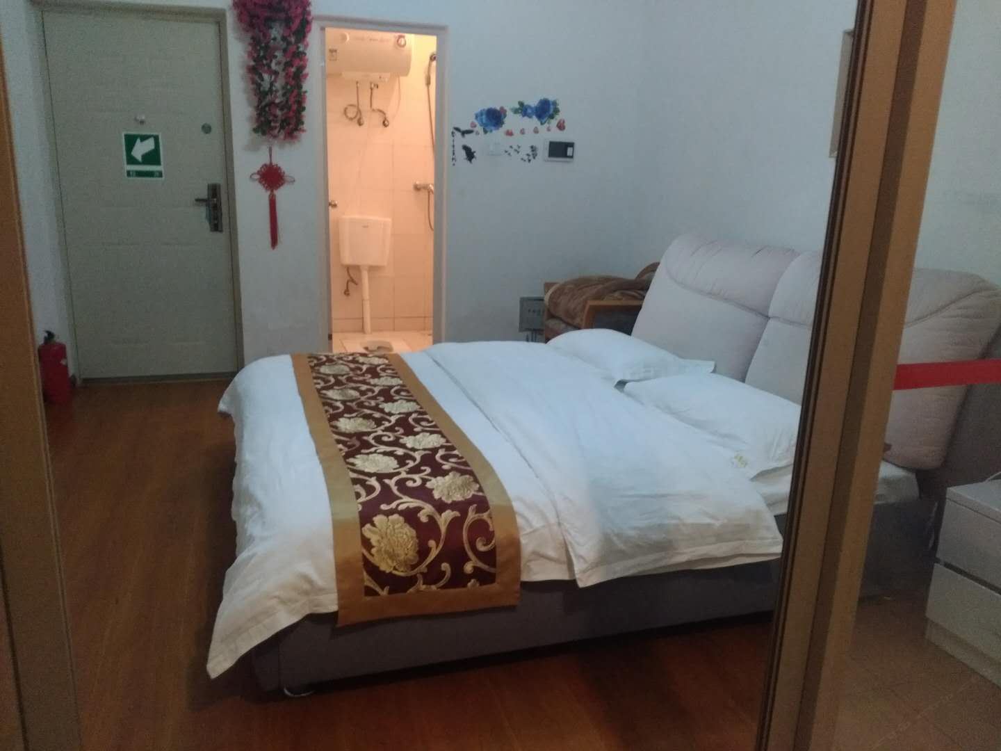 豪华大床房
