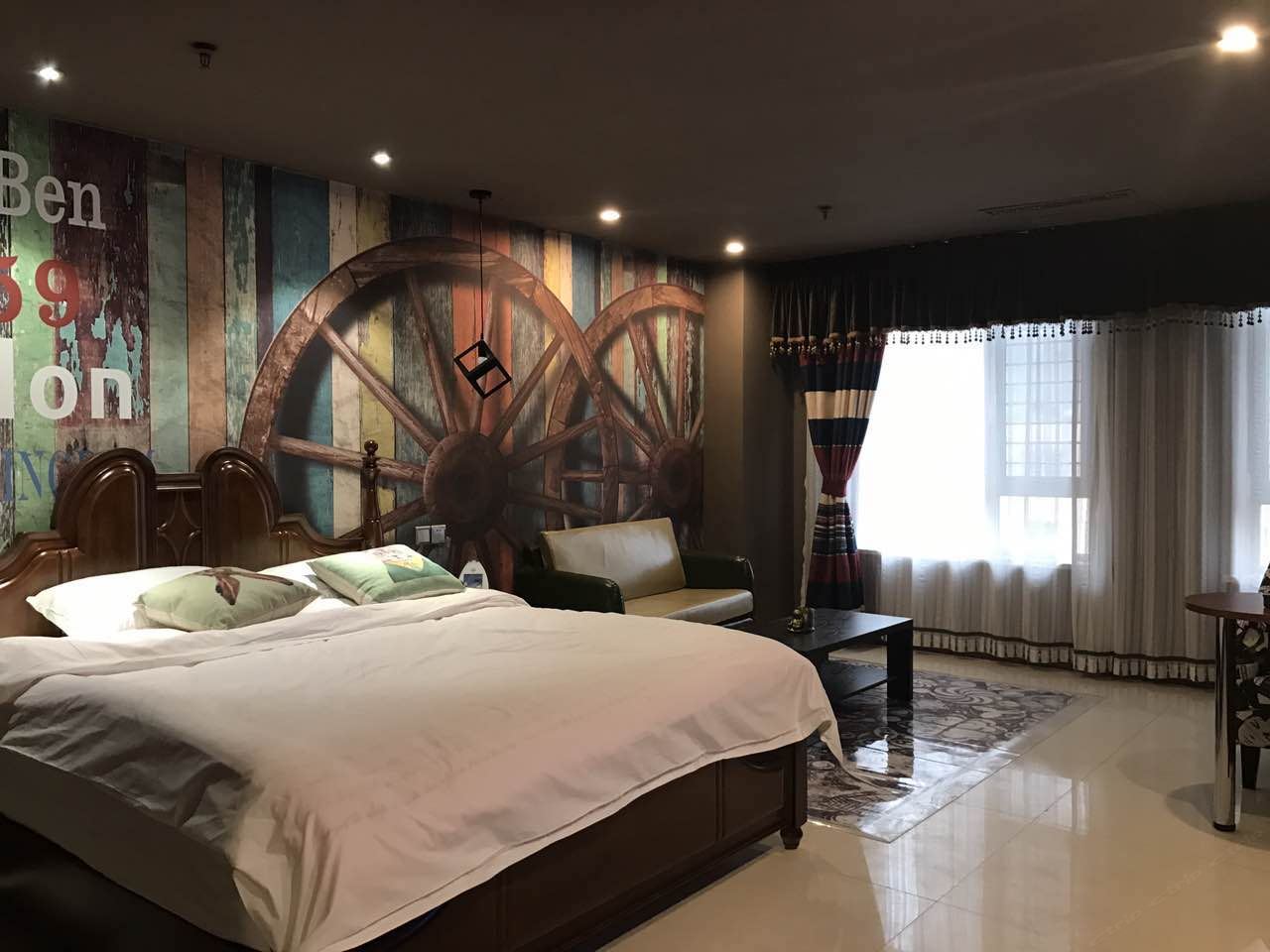 经济大床房