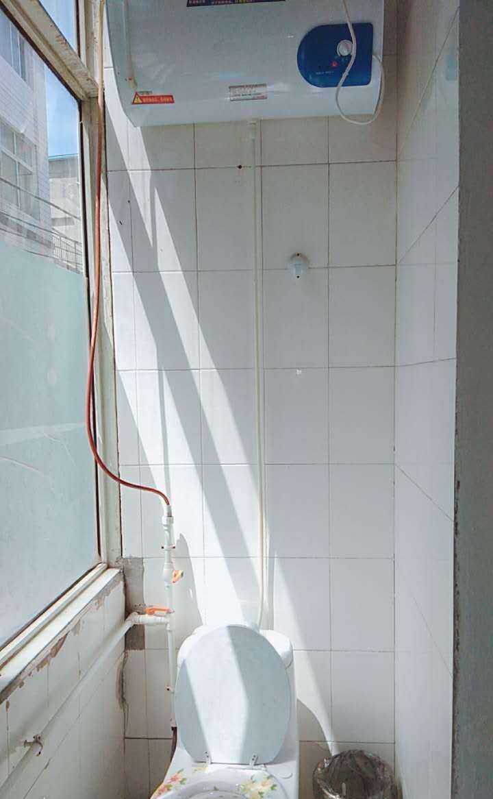 电脑间