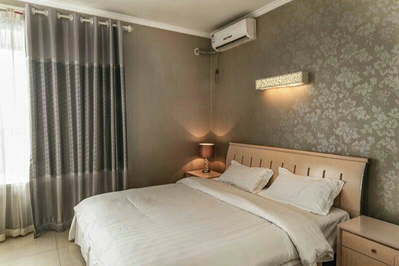 简式大床房