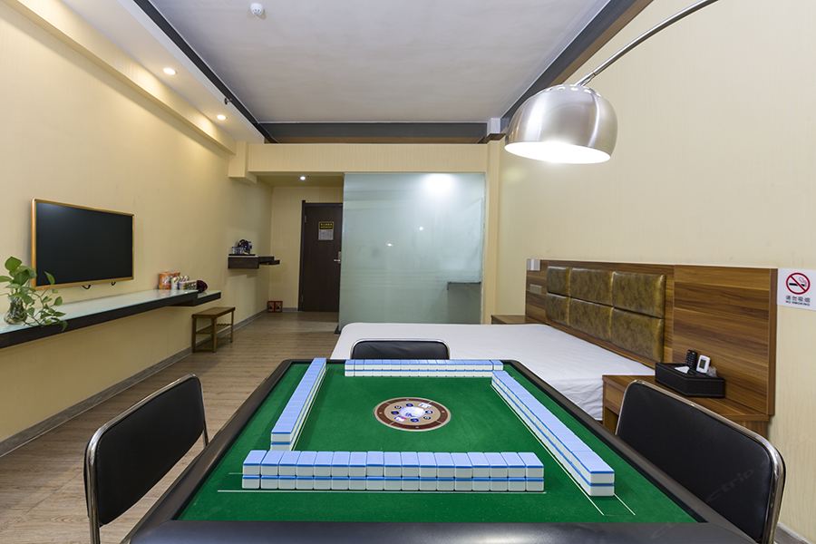 棋牌房(无窗)