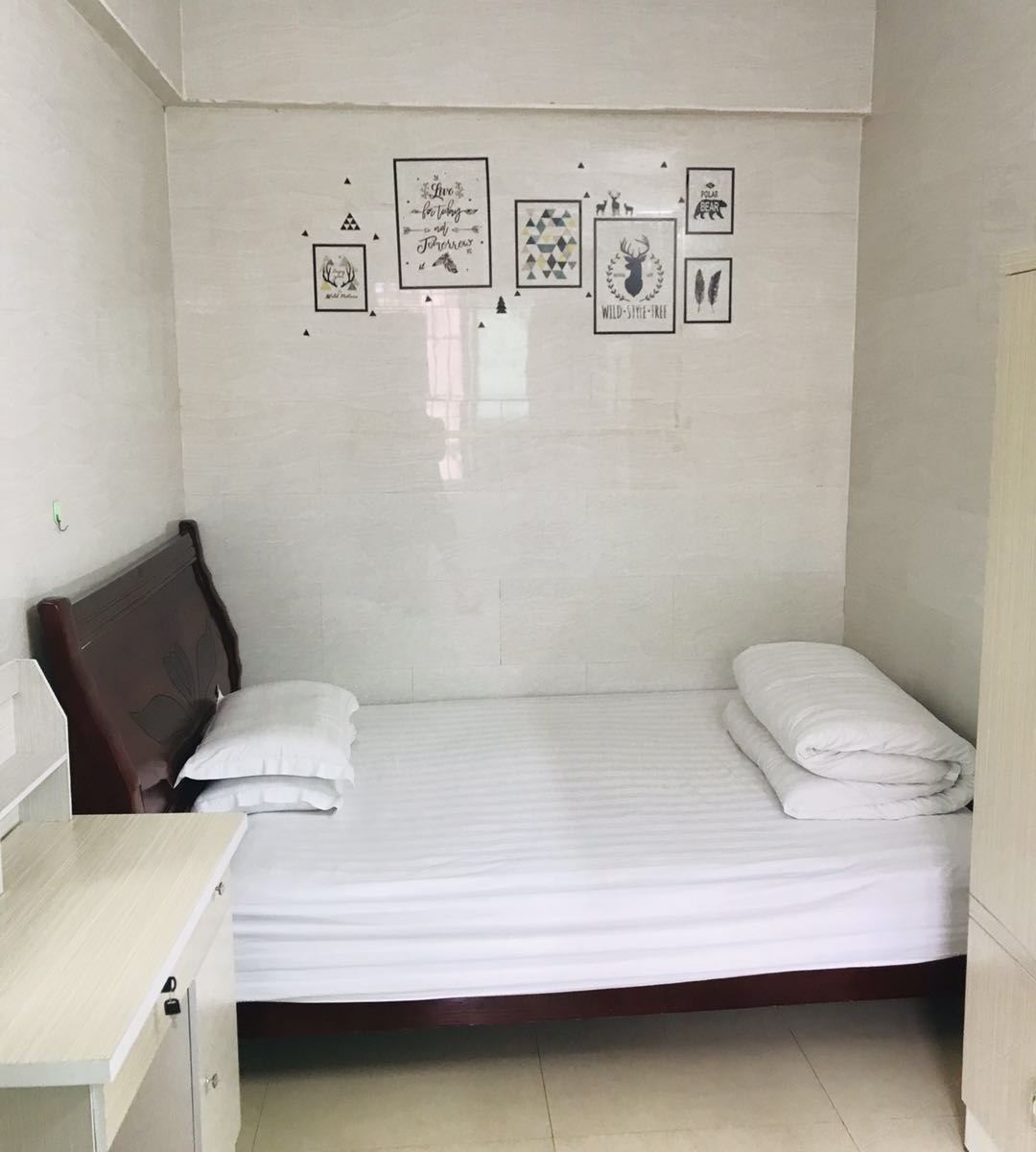标准大床房