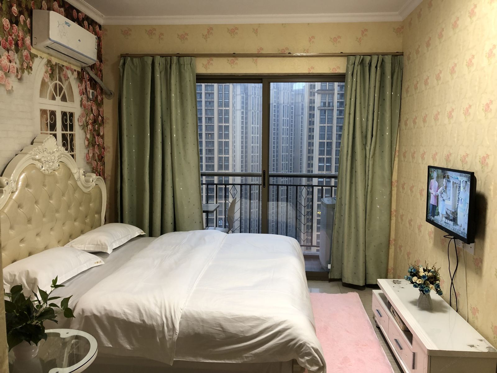 花物语欧式大床房