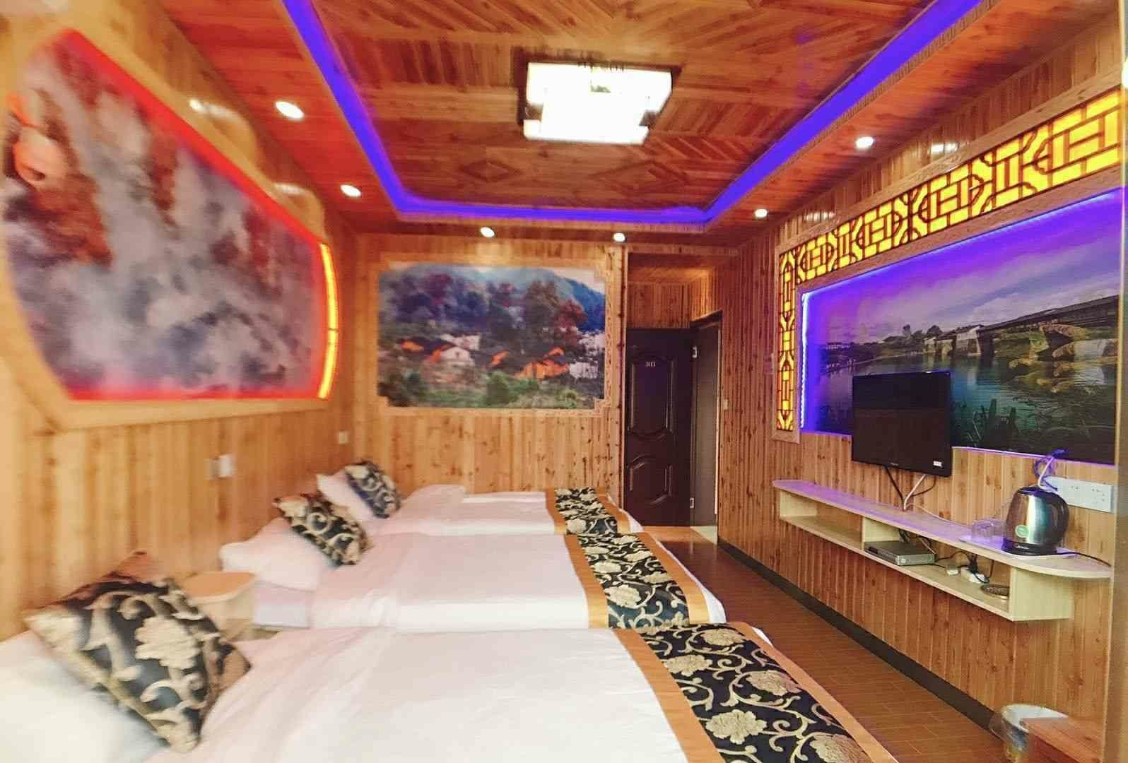 豪华三人间