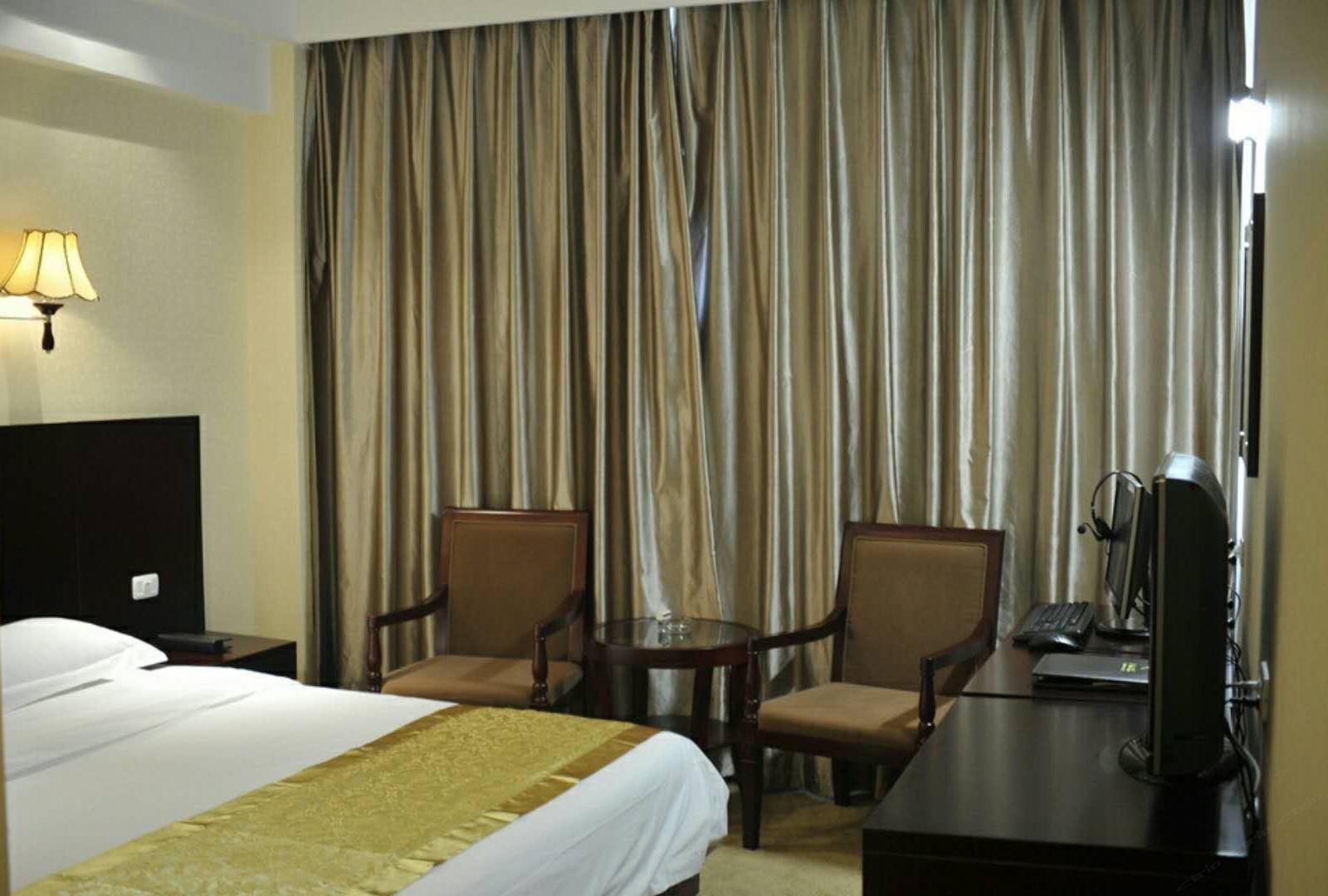 商旅大床房