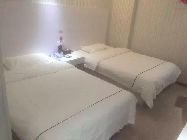 精品标准间(无窗)