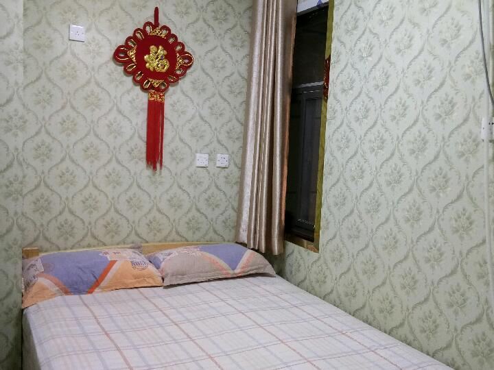 大床房(公共卫浴)