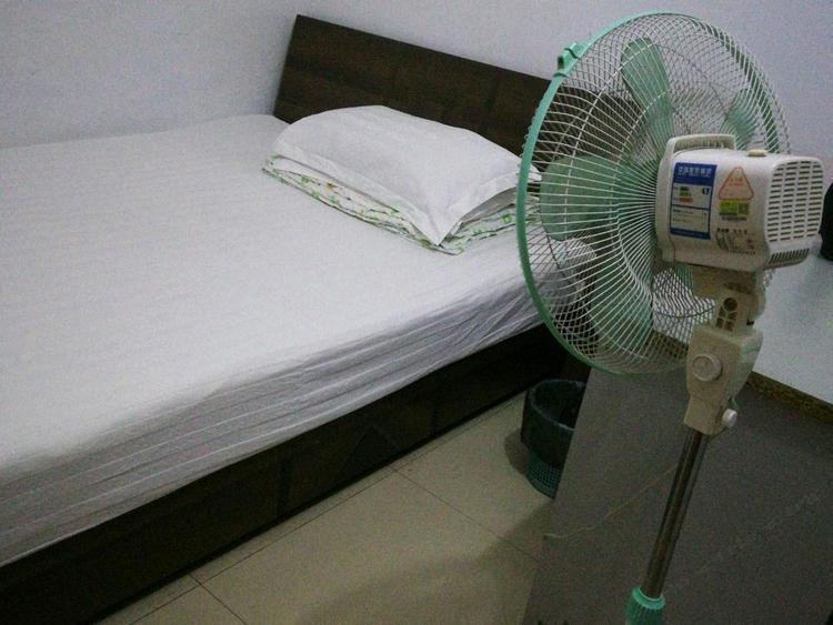 单人间(公共卫浴)