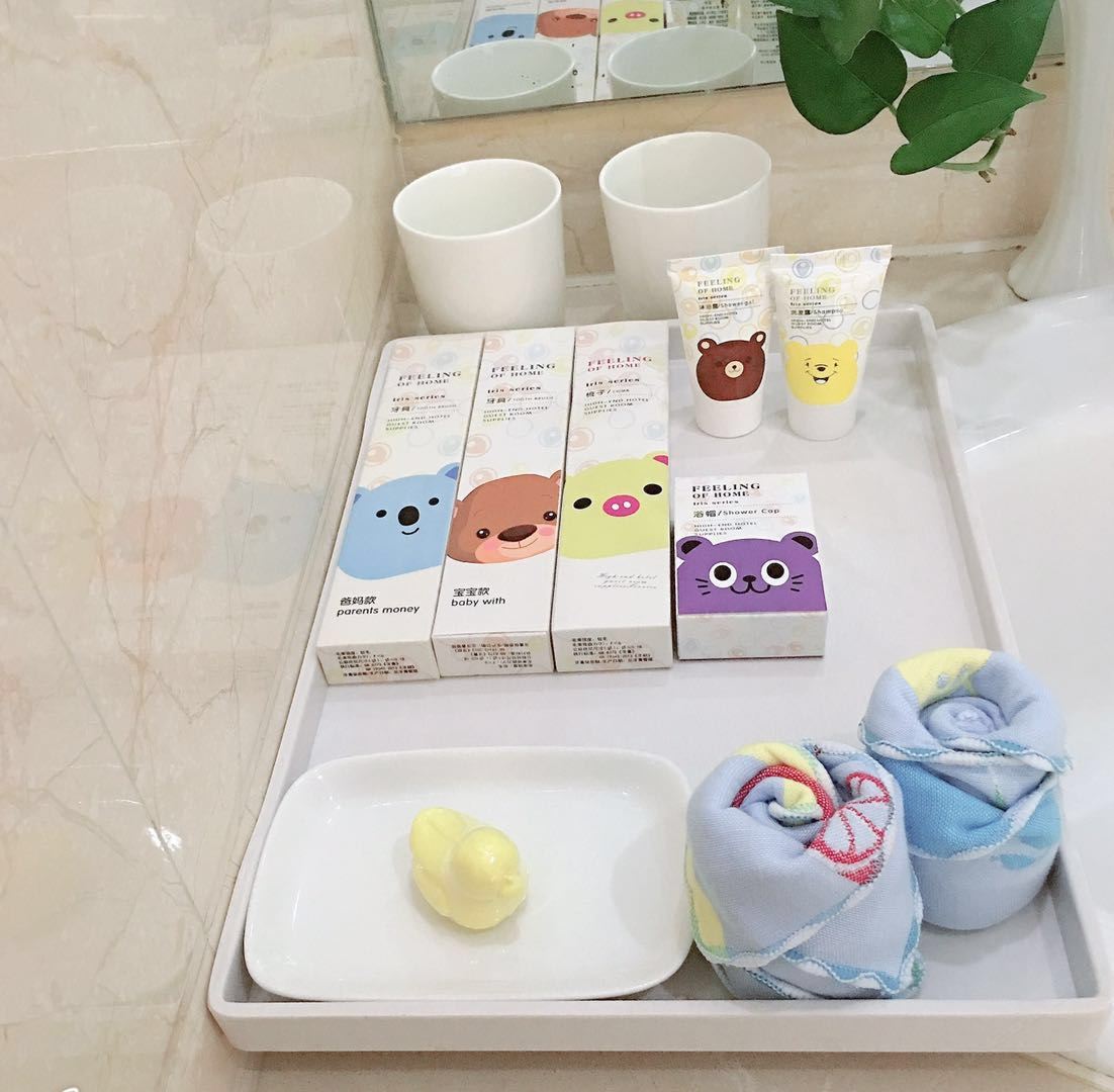 小猪佩奇主题亲子房