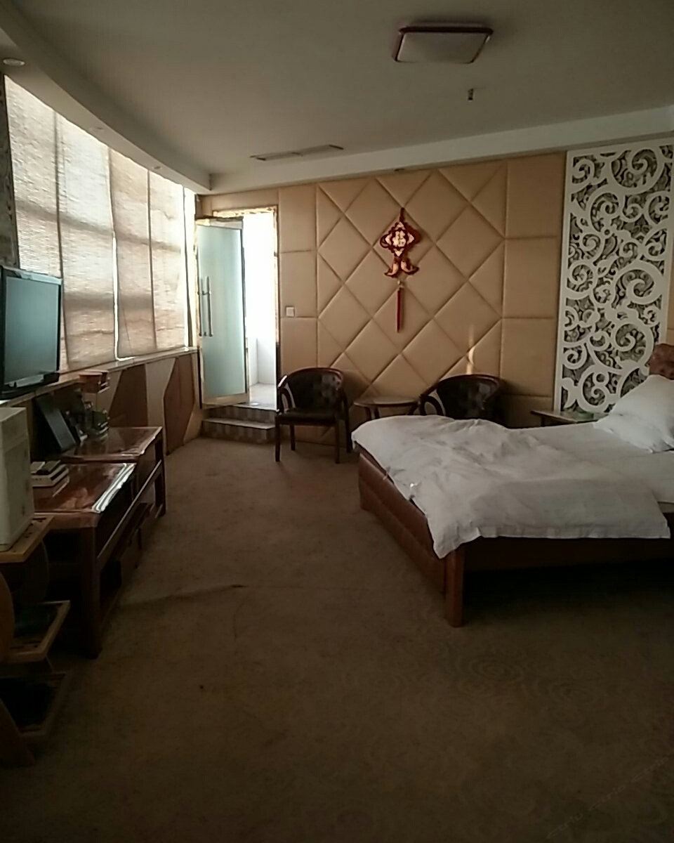 高级豪华大床房