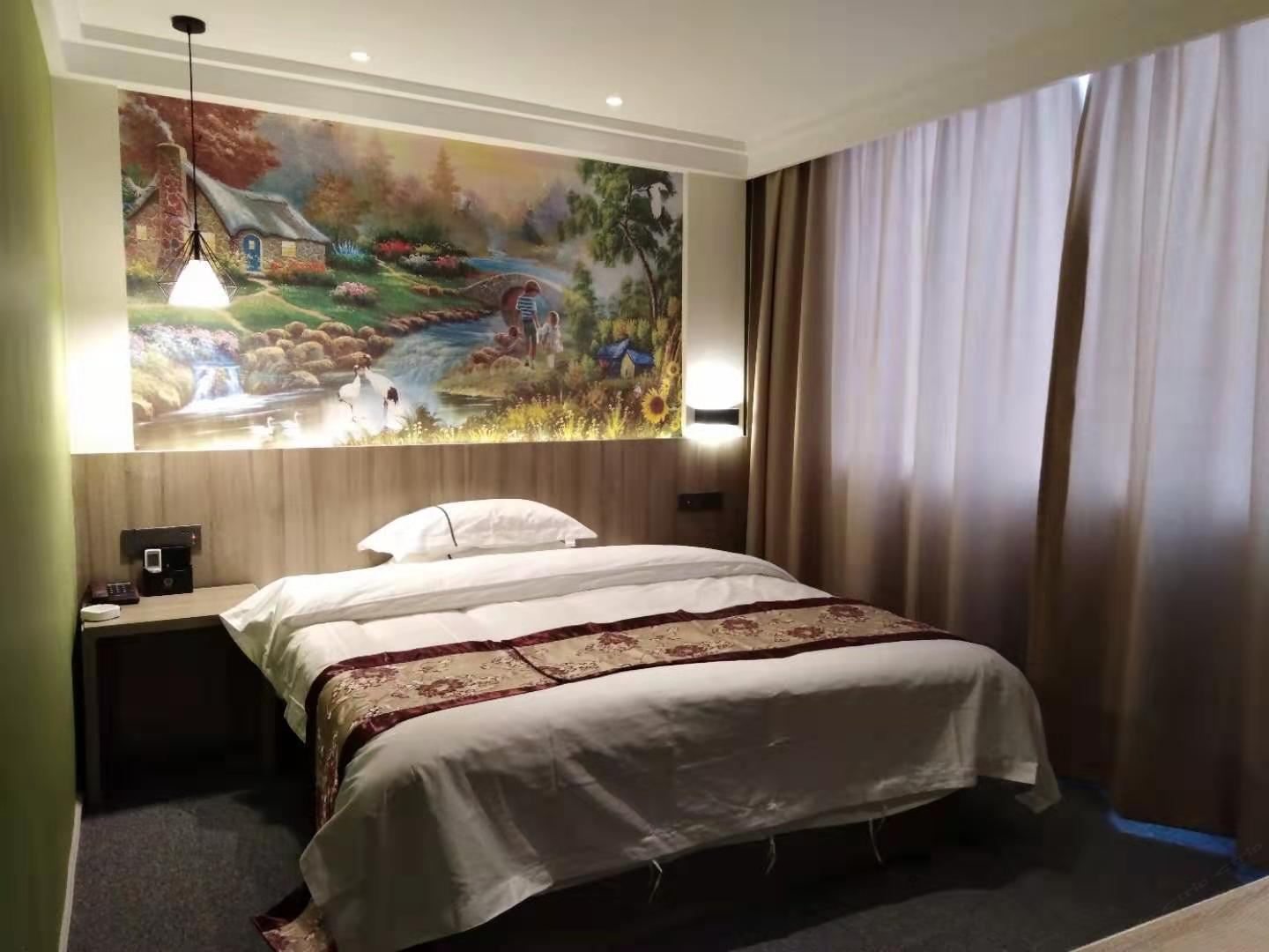 豪华大床房