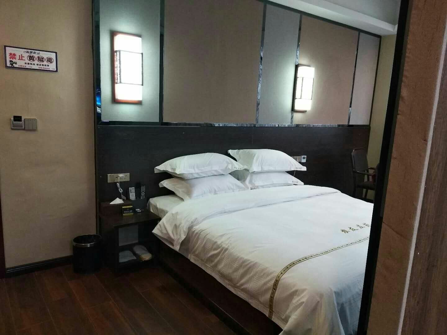 普通单间