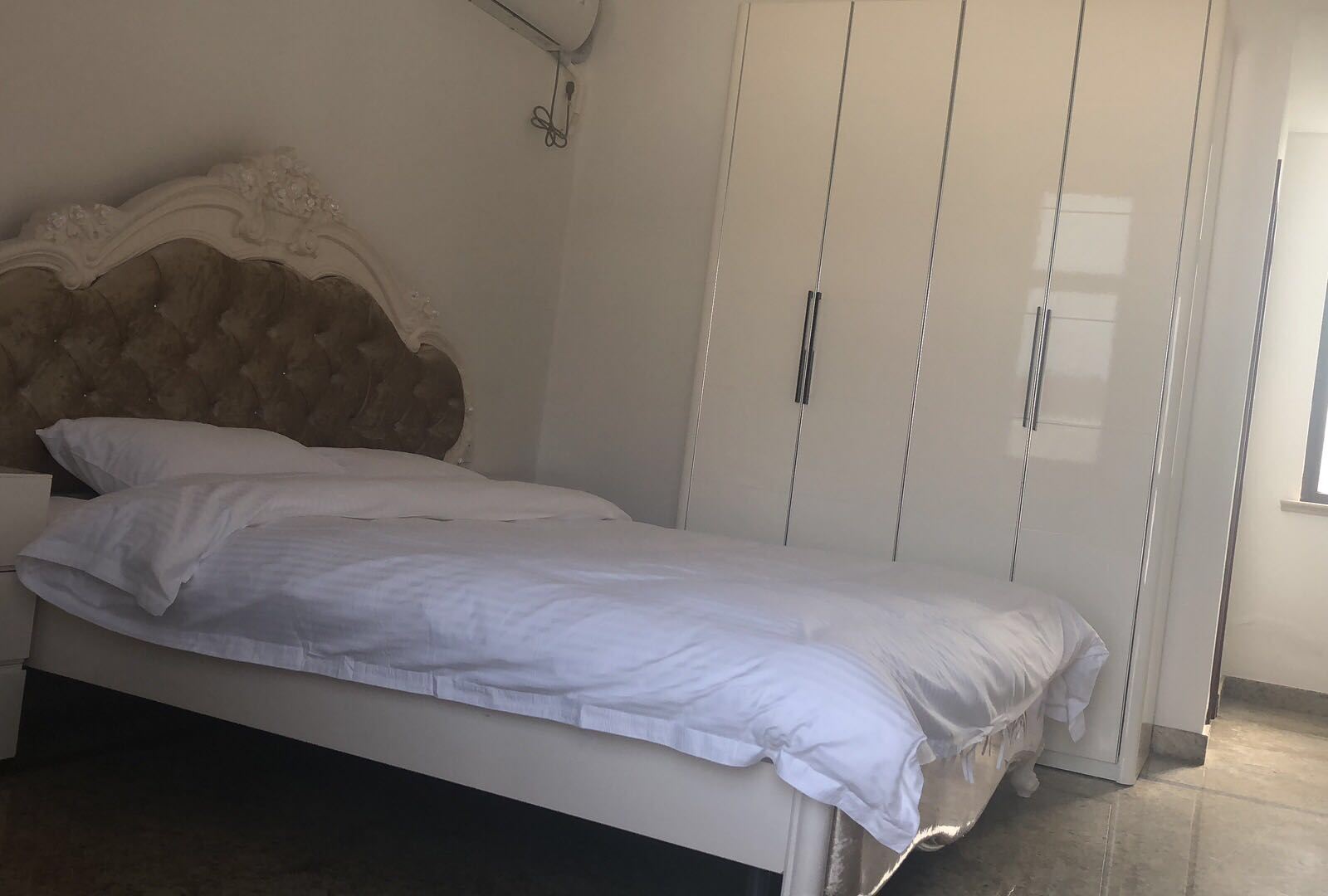 简约大床房