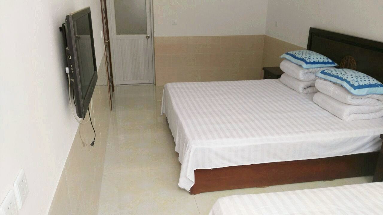 家庭三人间(床位房)