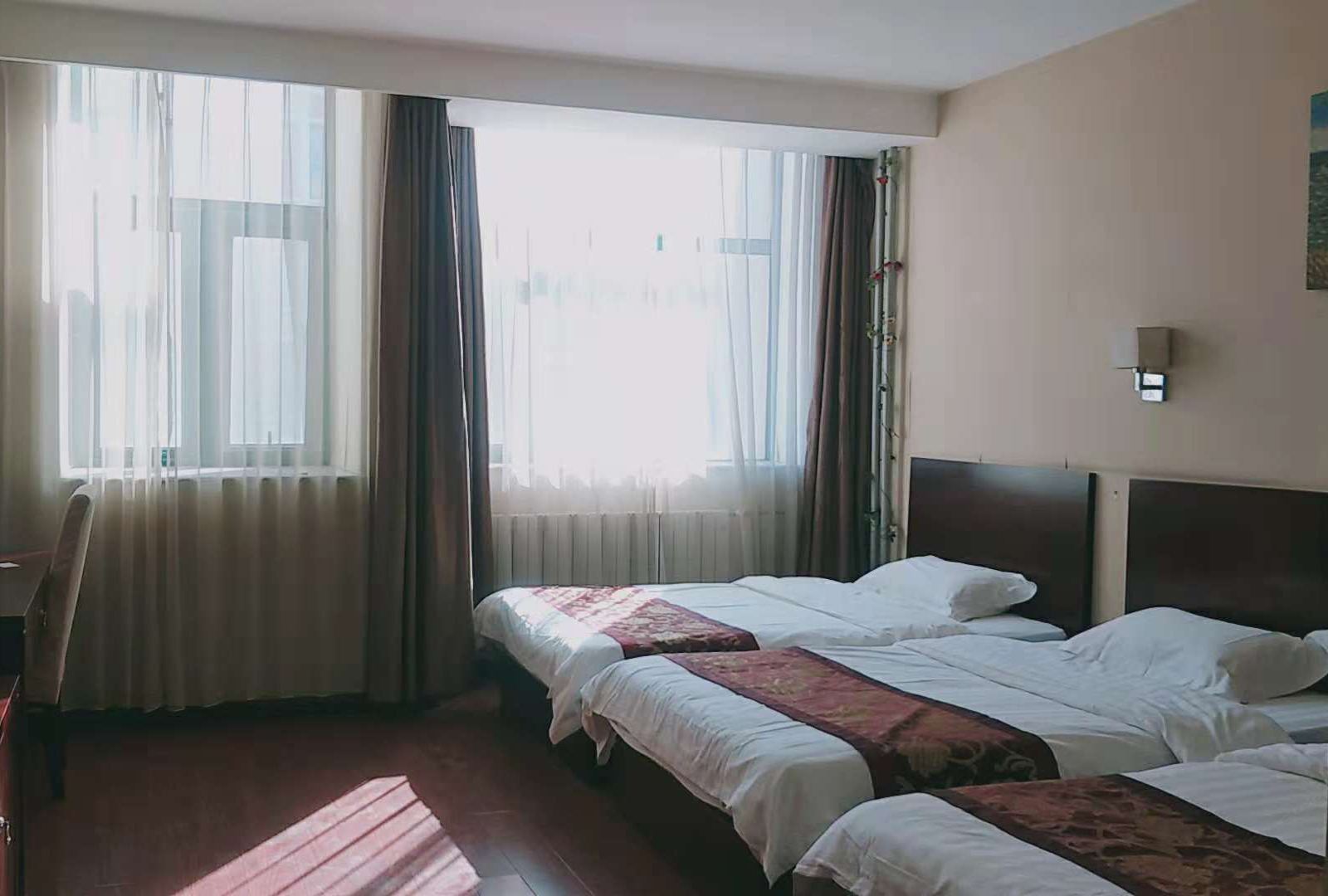 高级三人间