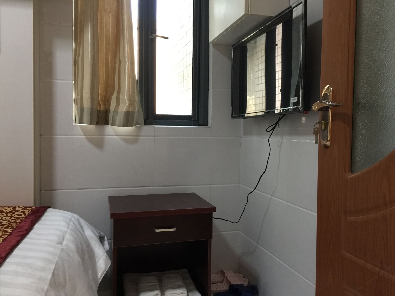 豪华浪漫单人床房SB(公共卫浴)