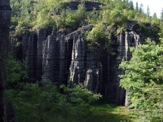 重慶跟團(tuán)游與自由行_重慶旅游幾月份最便宜_重慶幾月份適合旅游