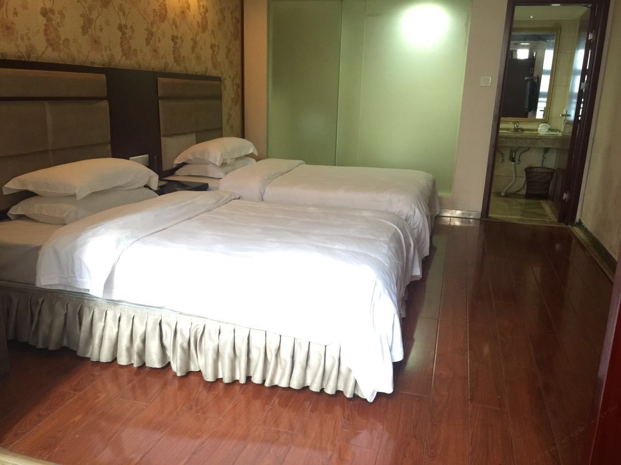 麻将双人间
