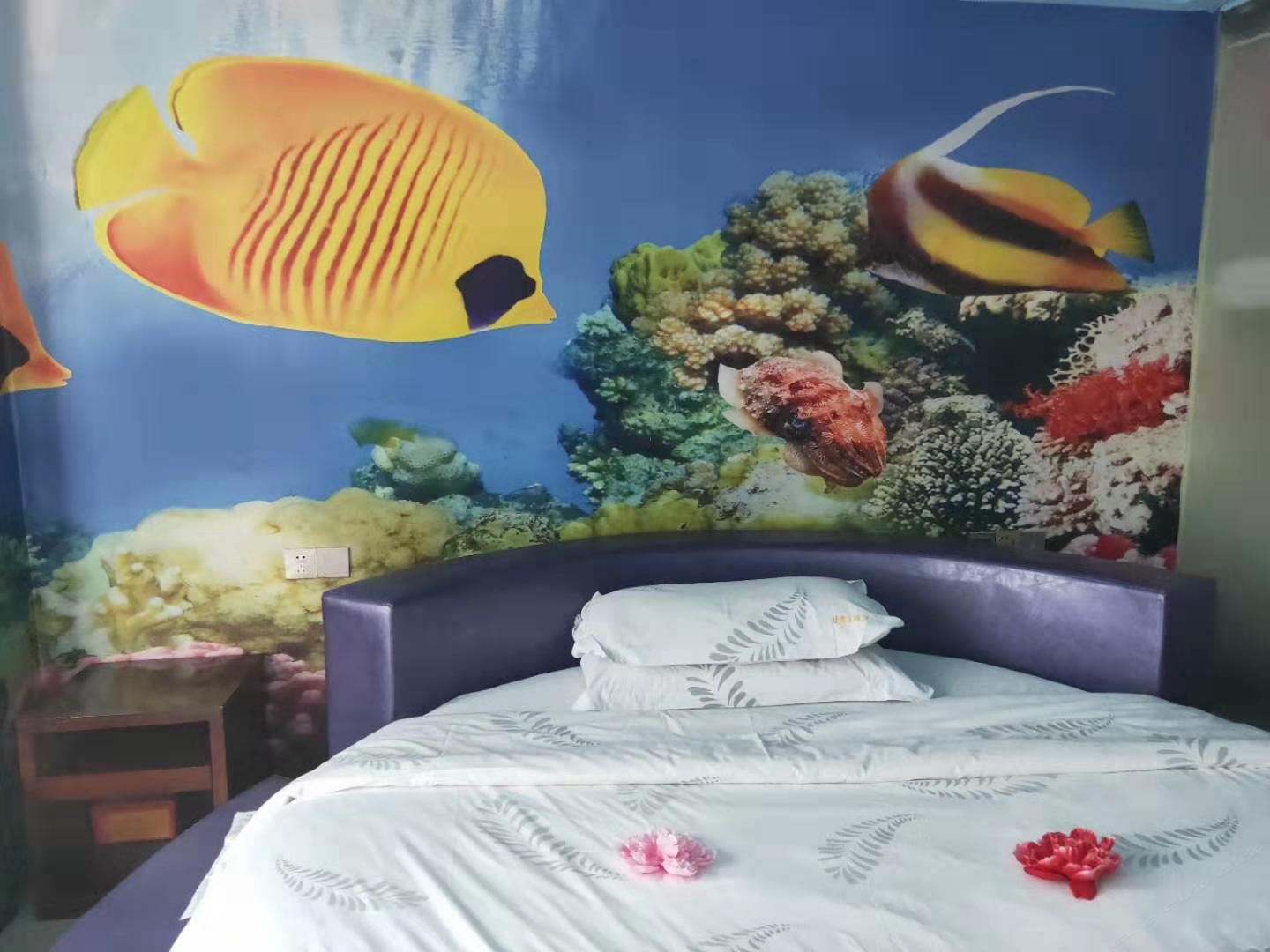 浪漫圆床房