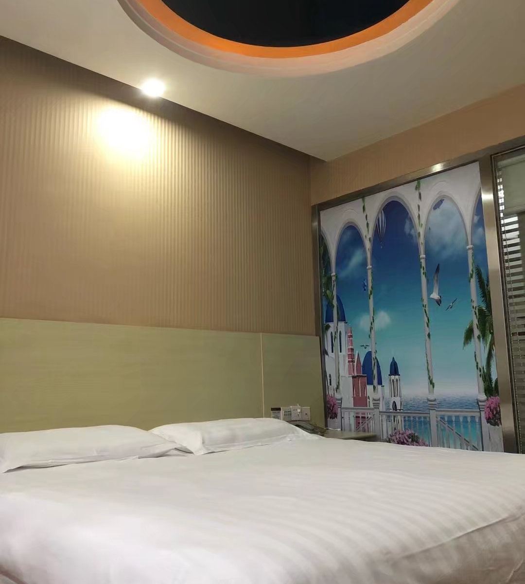 豪华大床房